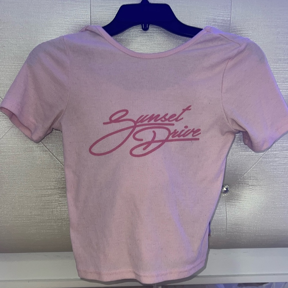 cute pink shirt🎀